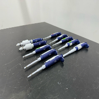 Rainin Pipet-Lite XLS Single Channel Pipettes - Quantity 10 image 0